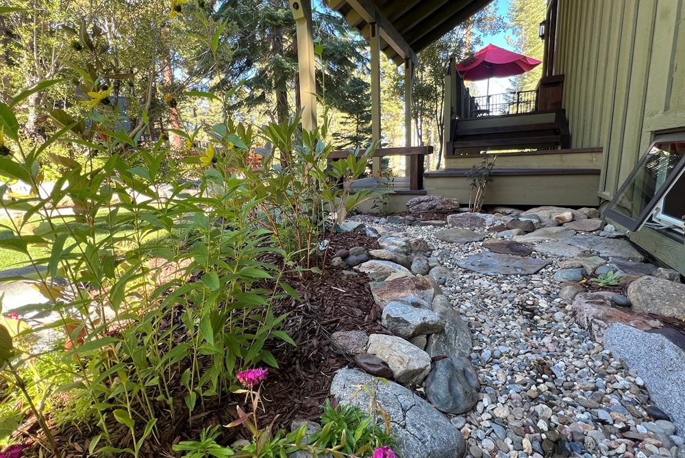 Rock Border Around Home
Garden Design
Calimesa, CA